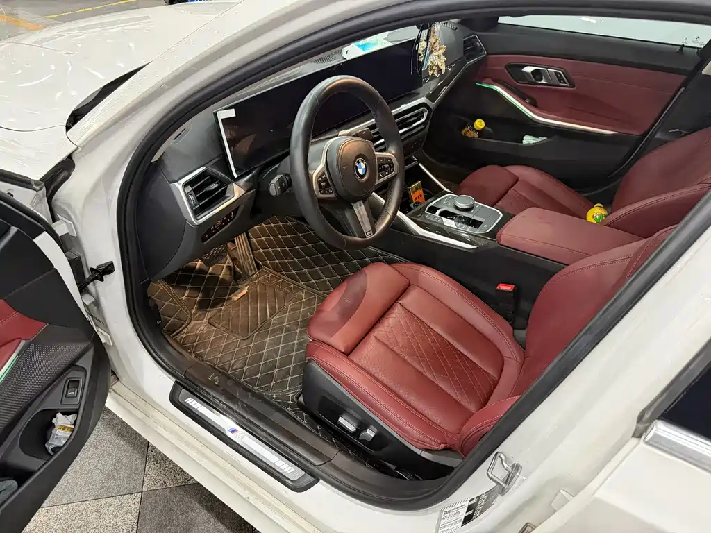 BMW 3 Series 2023