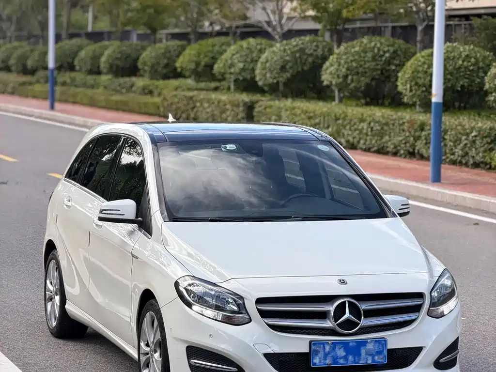 Mercedes-Benz B-Class 2018 — фото 3