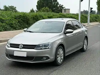Volkswagen Sagitar 2014