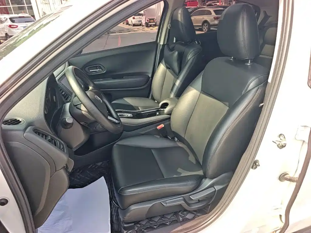 Honda Vezel 2020 — фото 15