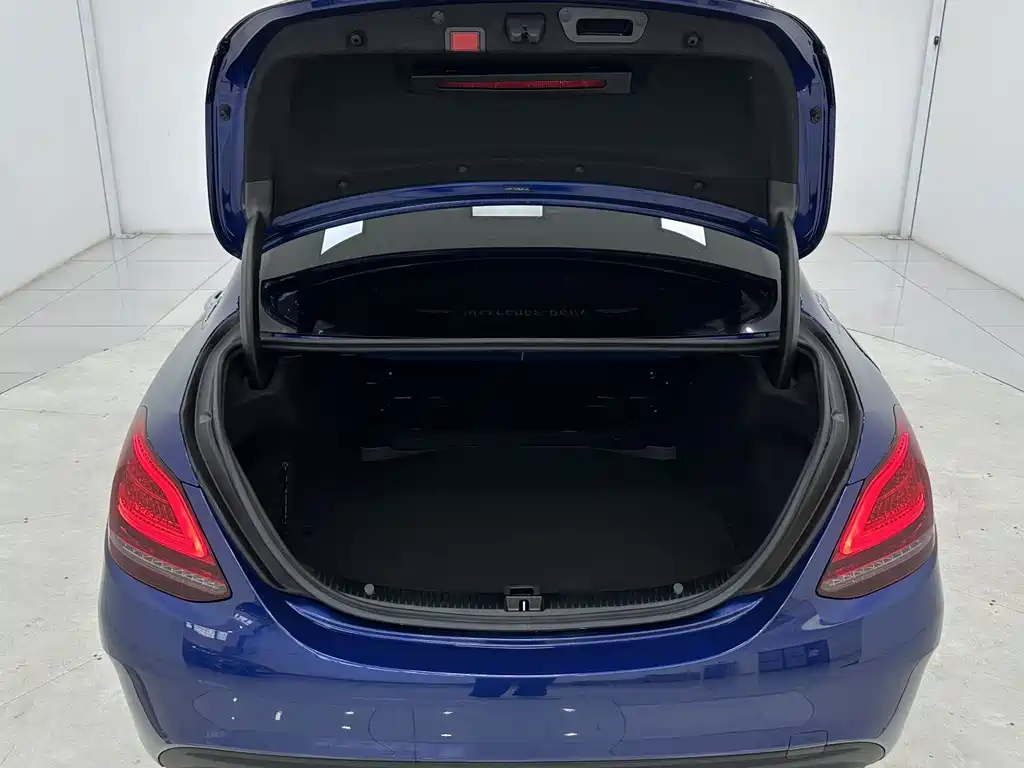 Mercedes-Benz C-Class 2021 — фото 15