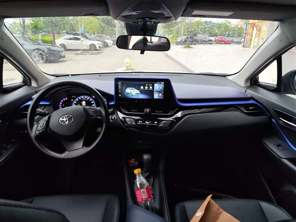 Toyota C-HR 2024