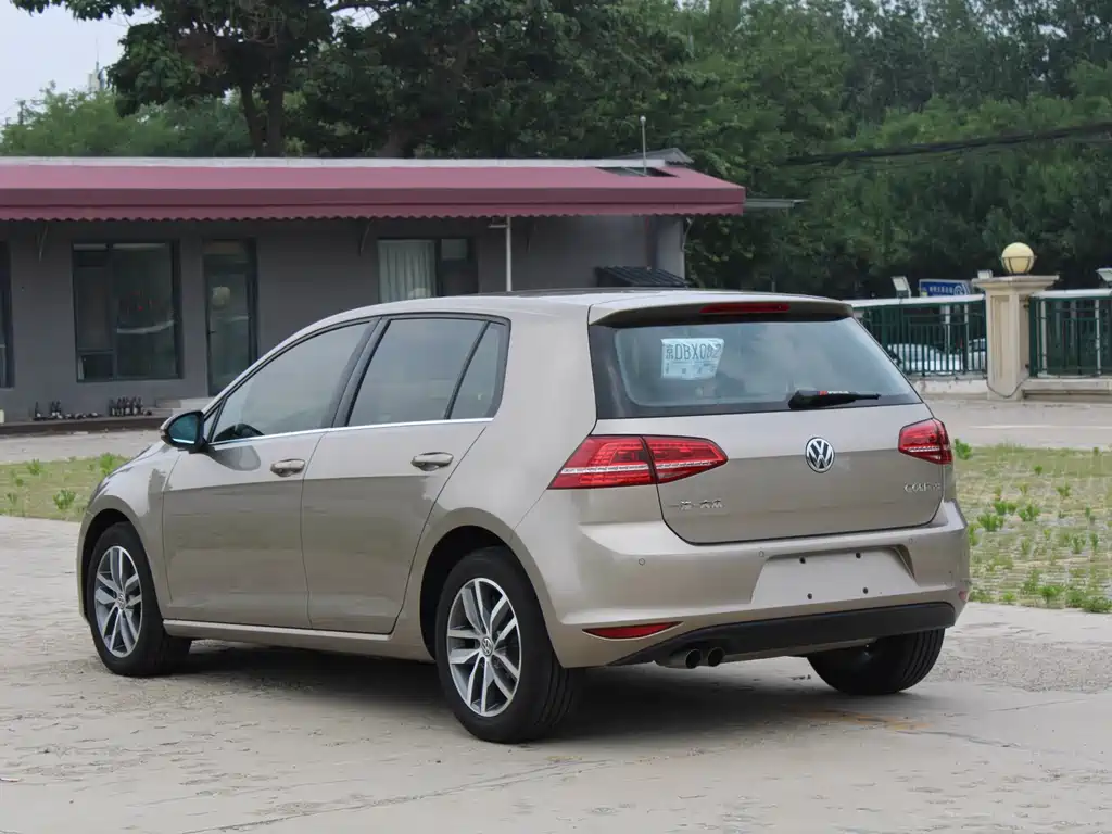 Volkswagen Golf 2016