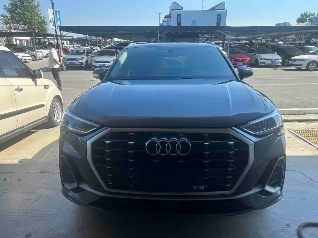 Audi Q3 2023 — фото 2