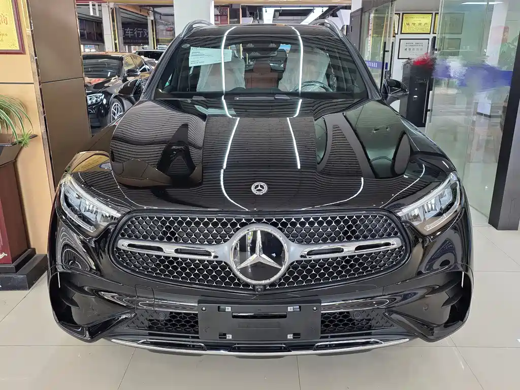 Mercedes-Benz GLC 2026