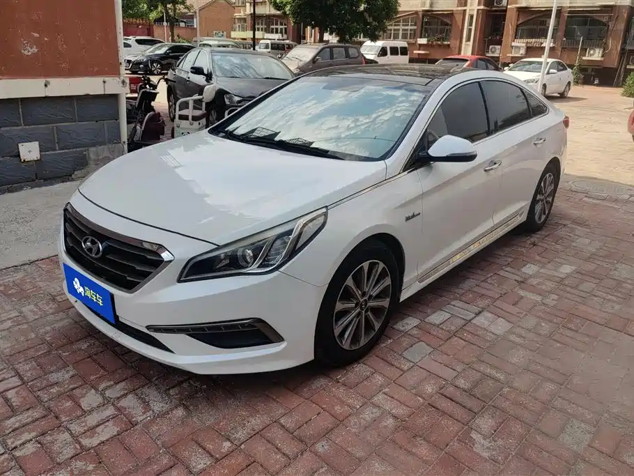 Hyundai Sonata 2016 — фото 1