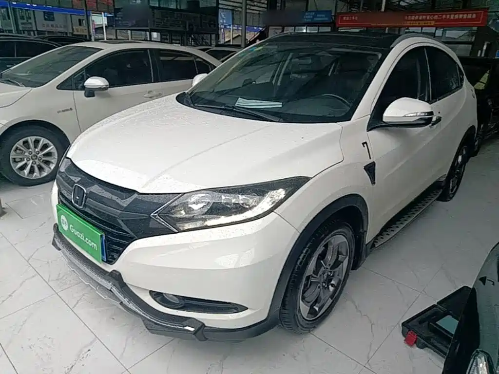 Honda Vezel 2016