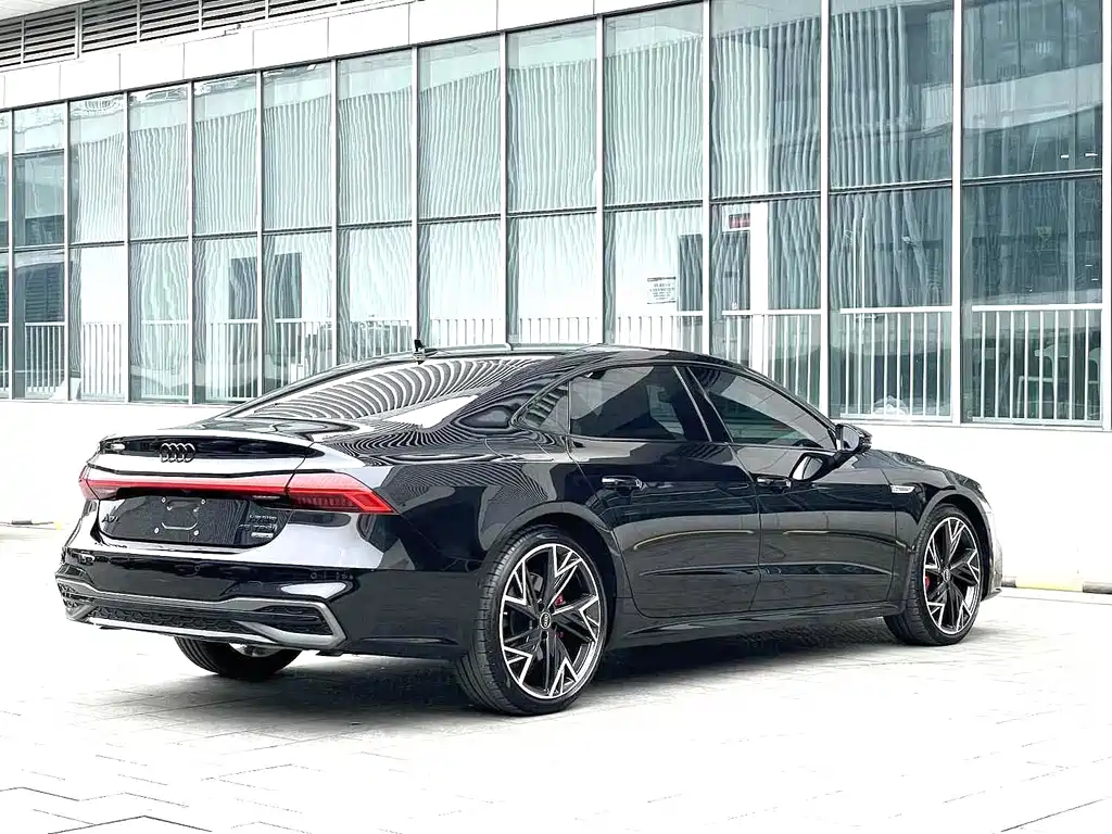 Audi A7L 2024 — фото 4