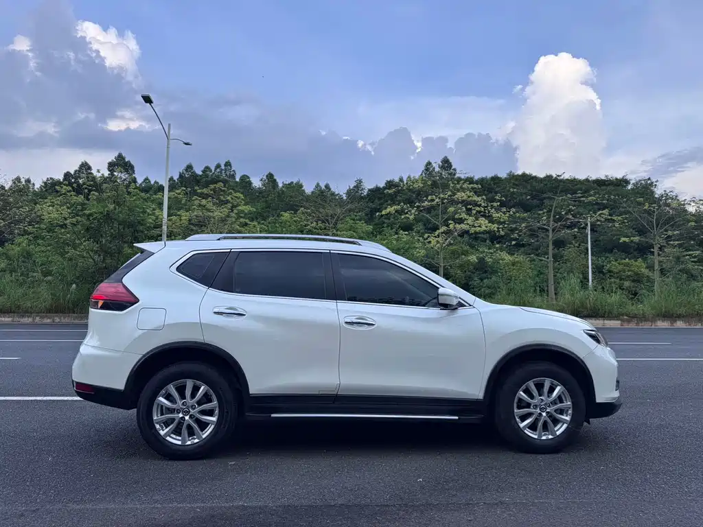 Nissan X-Trail 2020 — фото 11
