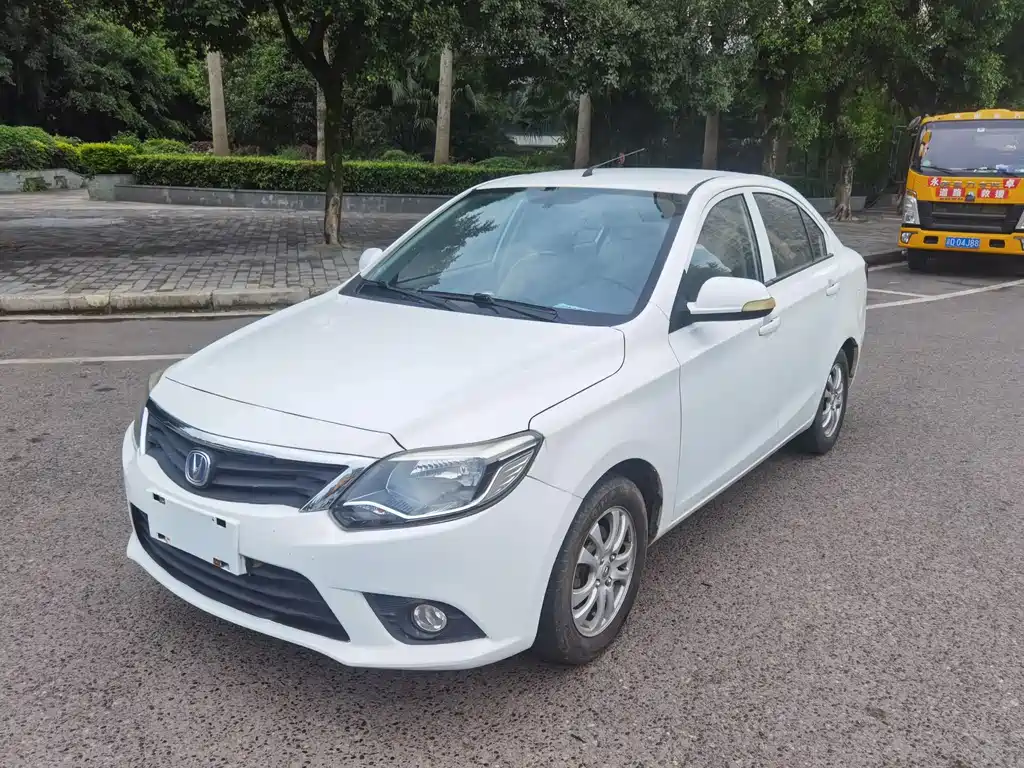 Changan V3 2016 — фото 1