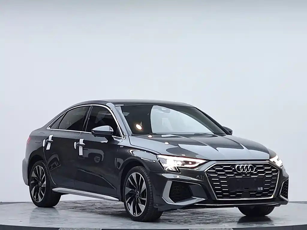 Audi A3 2022 — фото 4