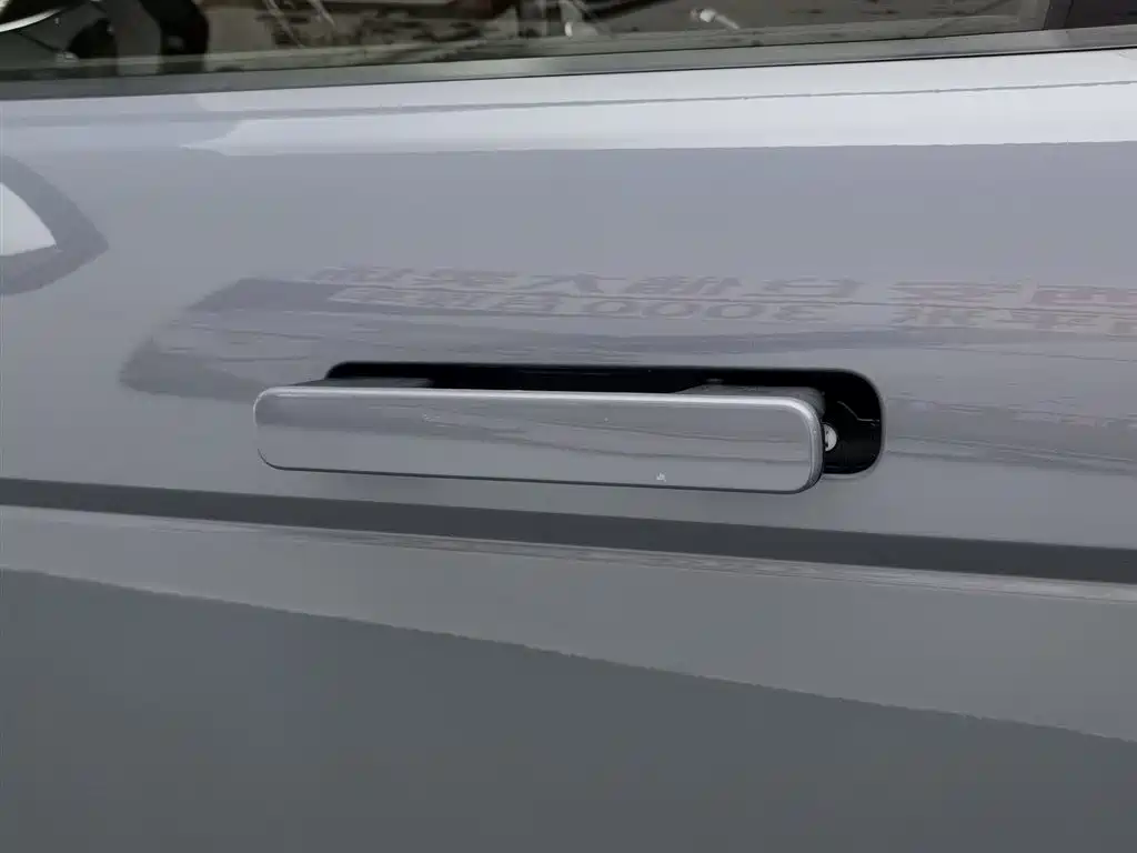 Land Rover Evoque 2020 — фото 18