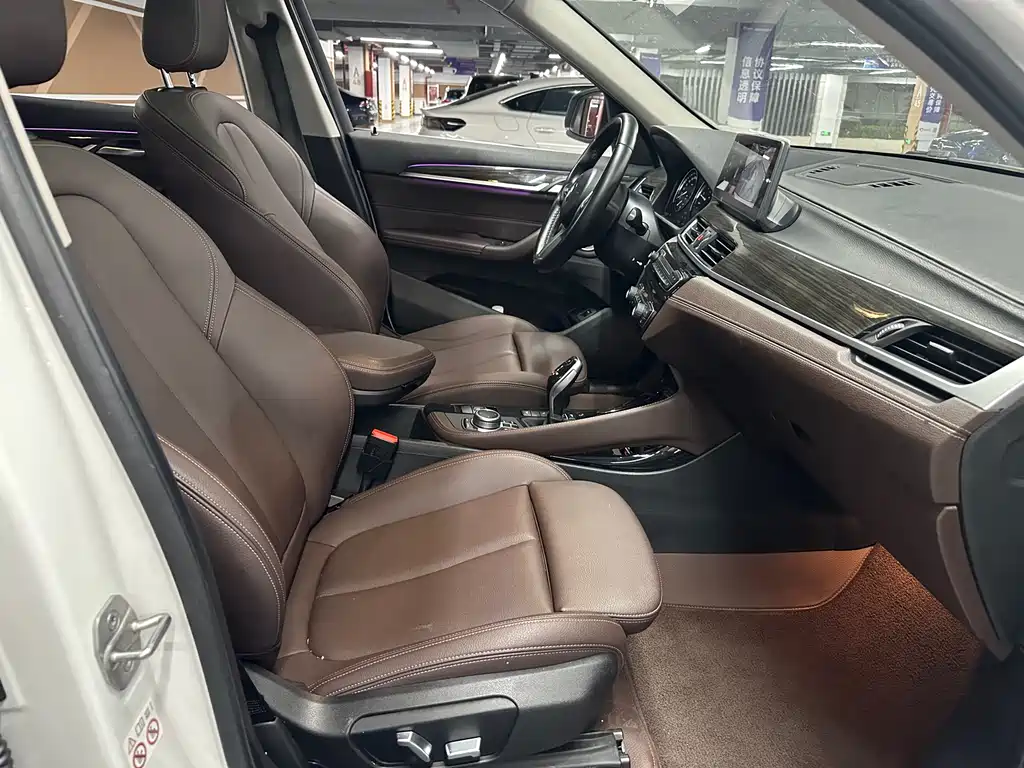 BMW X1 2022 — фото 13