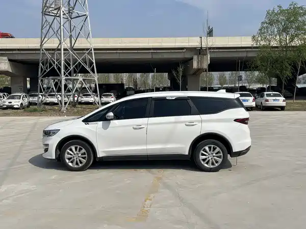 Geely Jiaji 2019