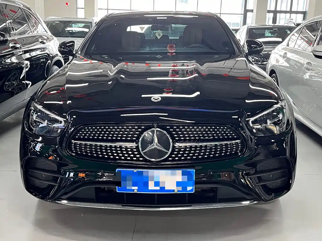Mercedes-Benz E-Class 2023