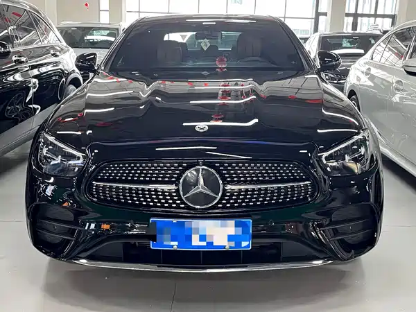Mercedes-Benz E-Class 2023