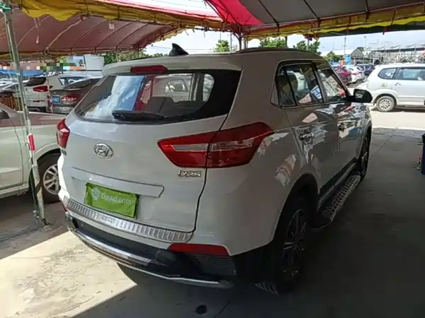 Hyundai ix25 2015
