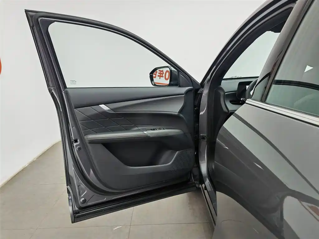 Changan CS75 PLUS 2025 — фото 8