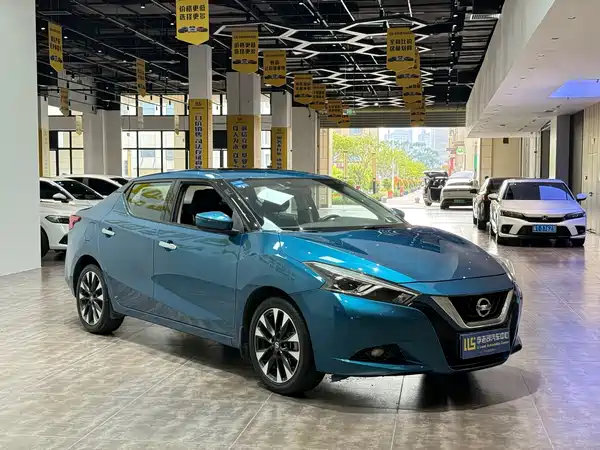 Nissan Bluebird 2019