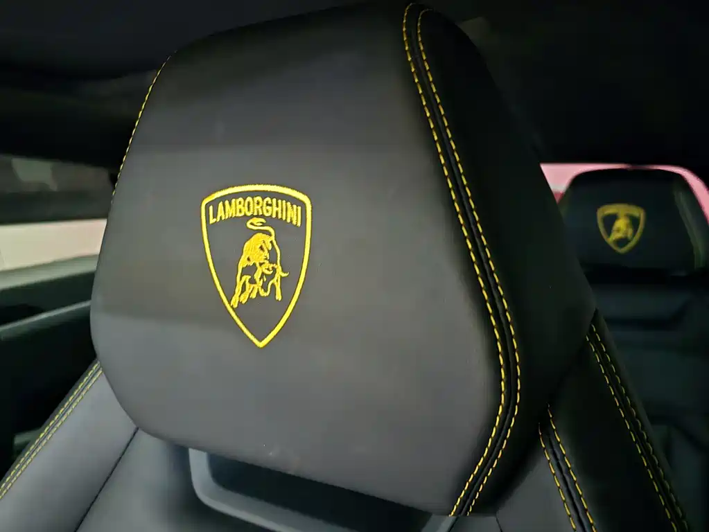 Lamborghini Urus 2020 — фото 8