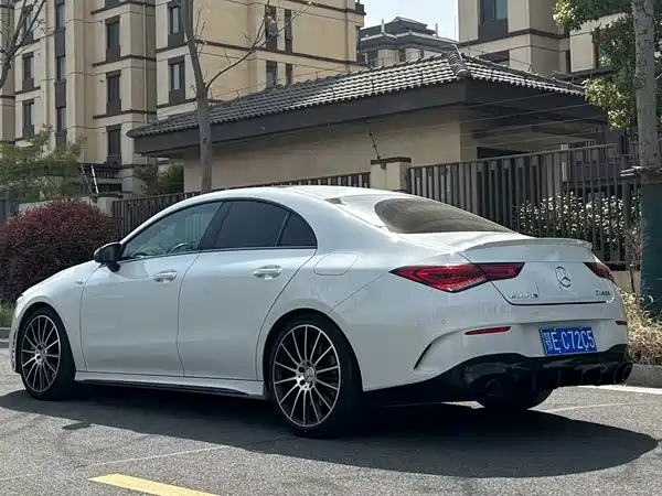 Mercedes-Benz CLA AMG 2020