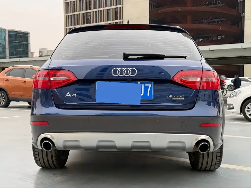 Audi A4 2016 — фото 12