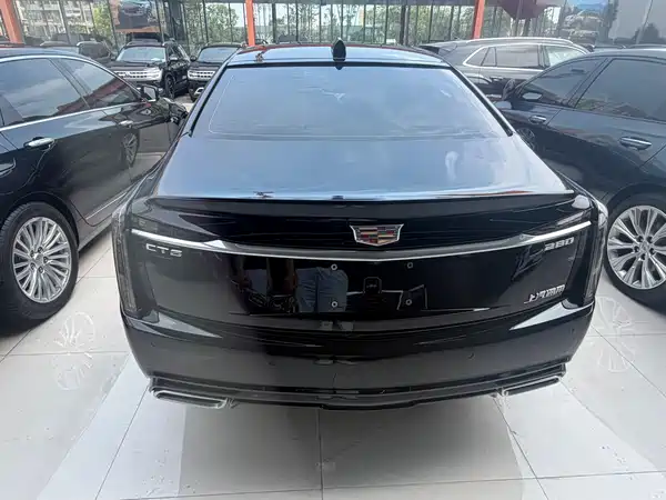 Cadillac CT6 2023