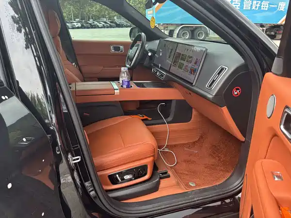 Li Auto L8 2024