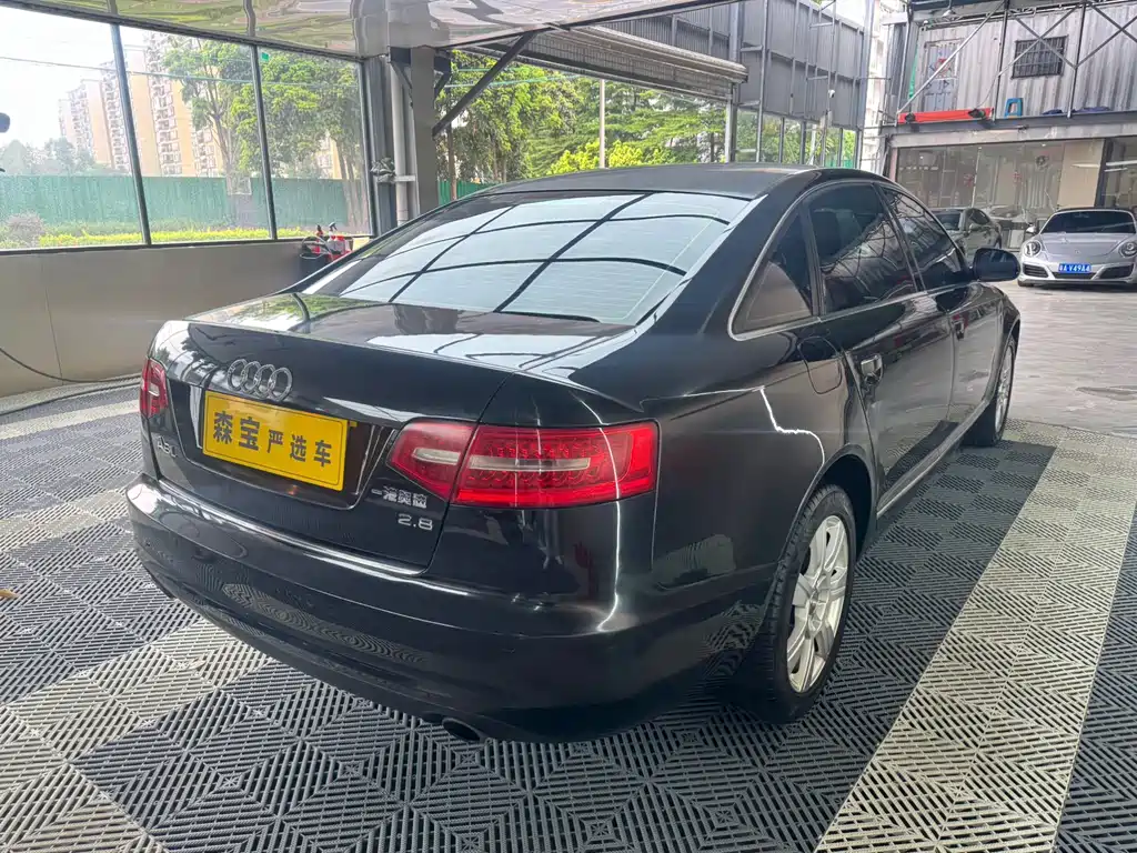 Audi A6L 2011