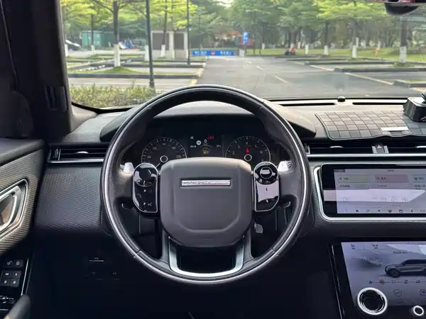 Land Rover Range Rover Velar 2020