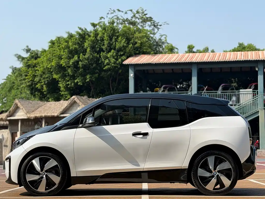 BMW i3 2019 — фото 3