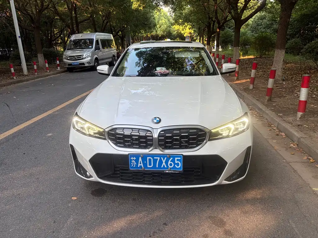 BMW 3 Series 2023