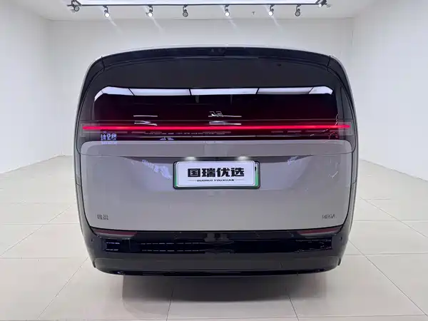 Li Auto MEGA 2024