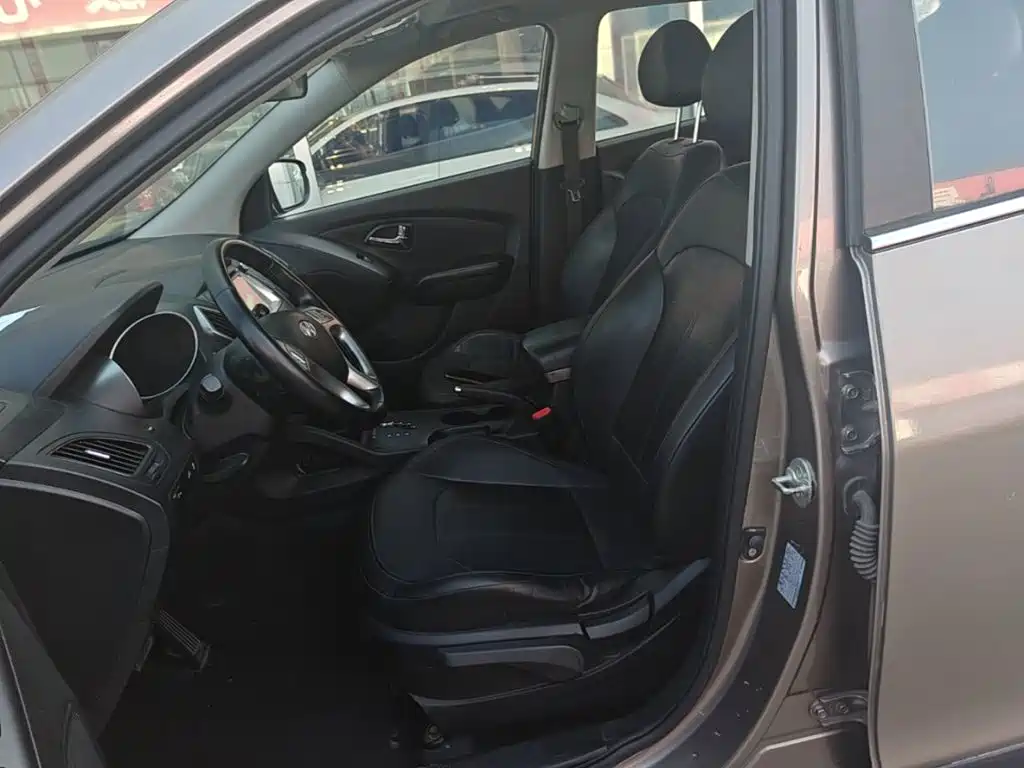 Hyundai ix35 2016 — фото 15