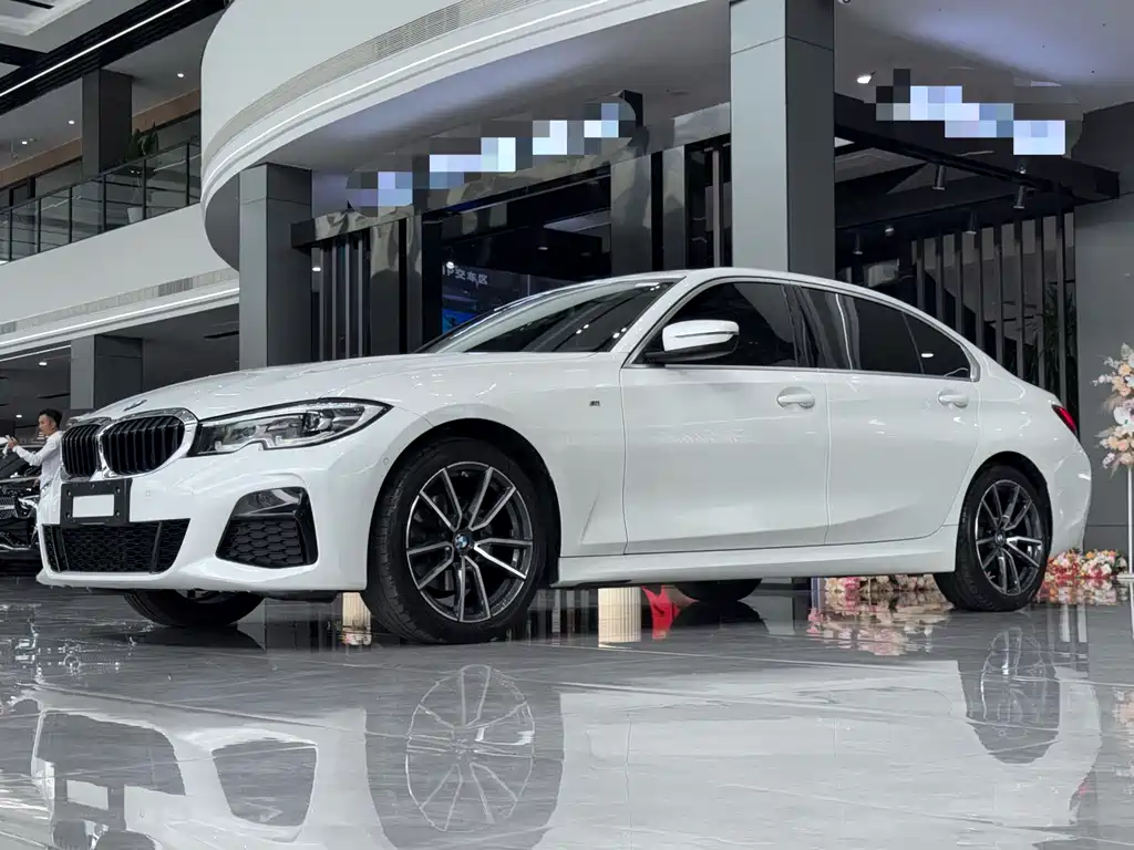 BMW 3 Series 2022