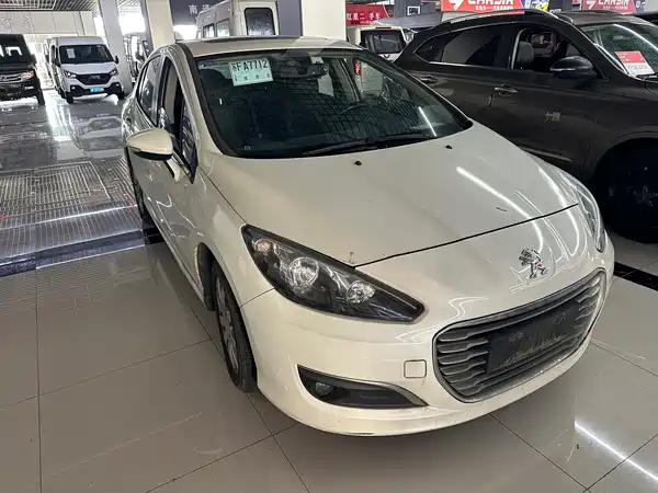Peugeot 308 2014