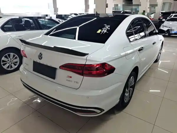 Volkswagen Bora 2024