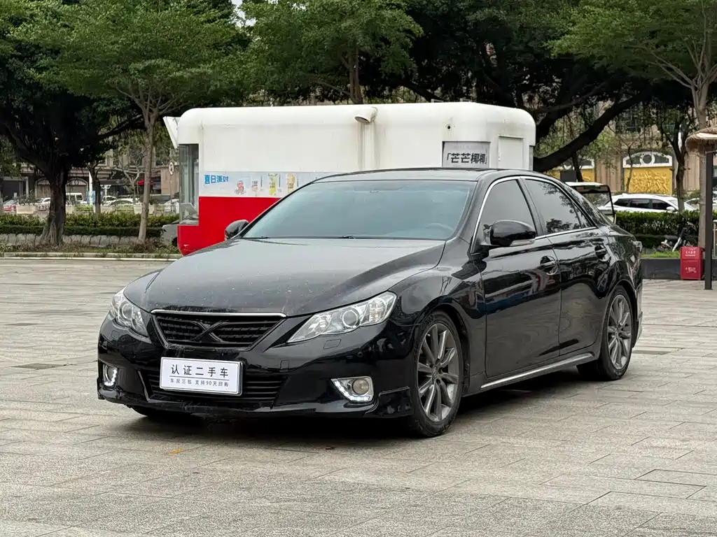 Toyota Reiz 2012