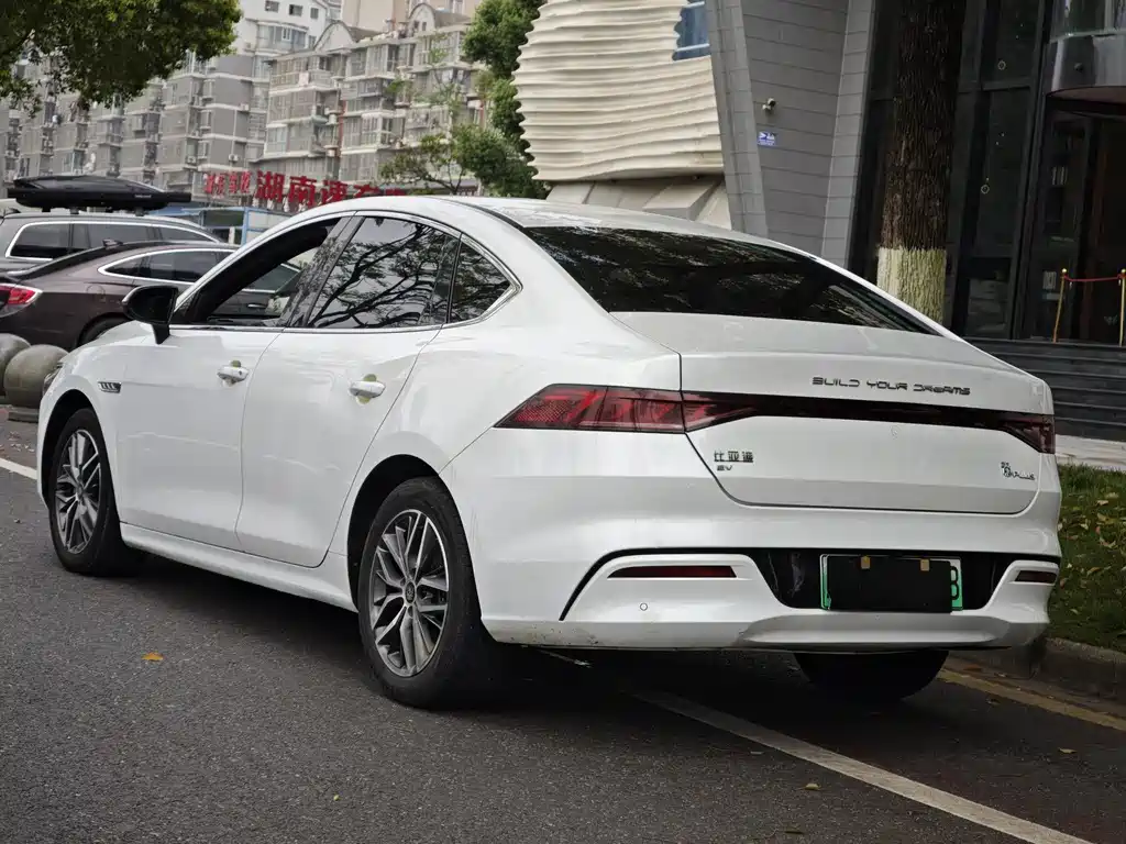 BYD Qin PLUS 2022 — фото 9
