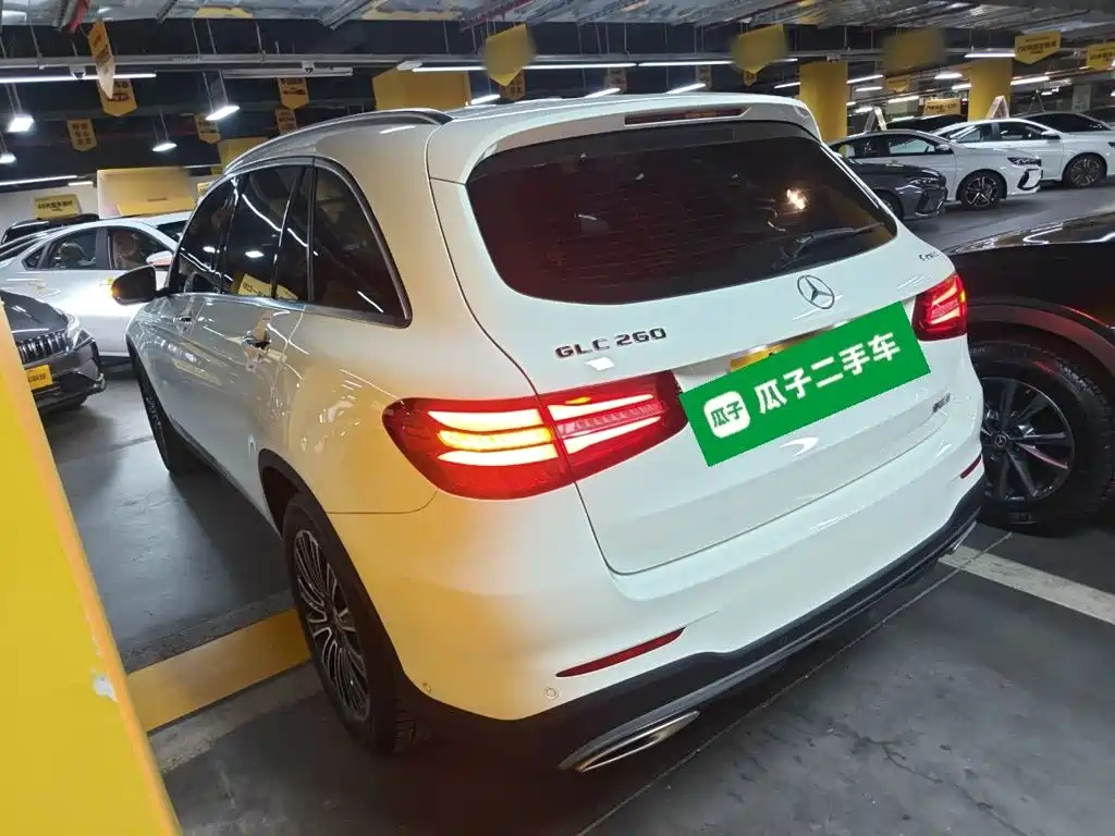 Mercedes-Benz GLC 2018 — фото 23