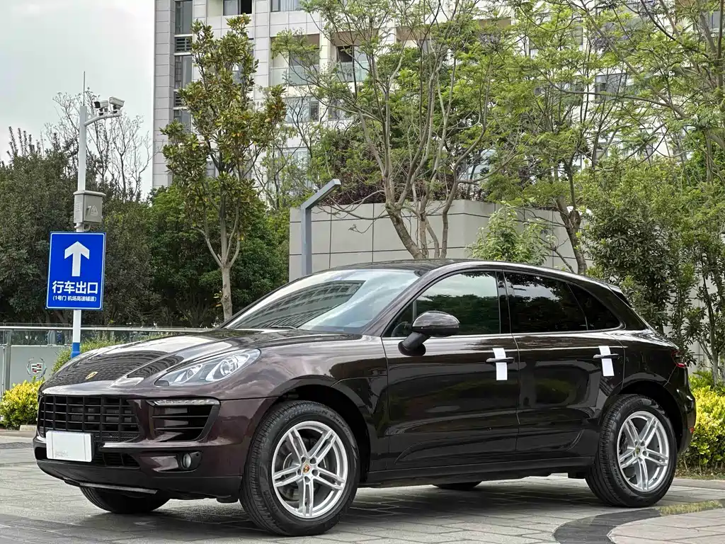 Porsche Macan 2017 — фото 1