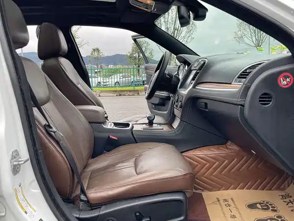 Chrysler 300C 2016