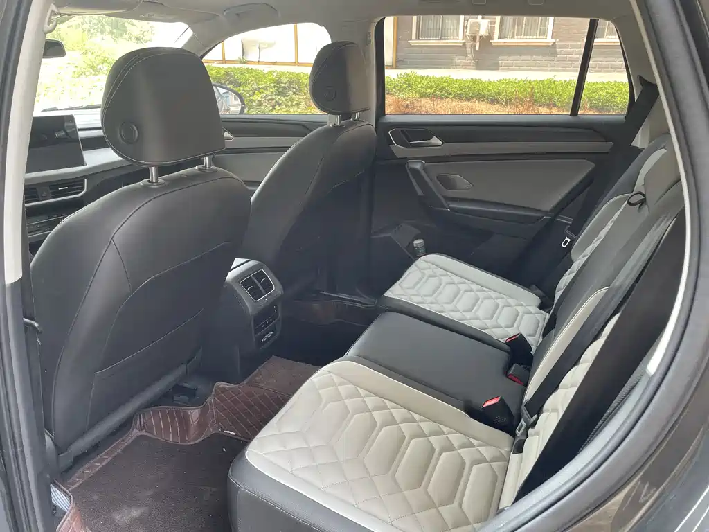 Volkswagen Tayron 2025