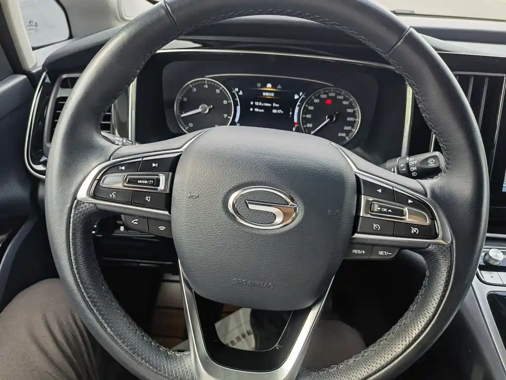 GAC Motor Trumpchi M8 2023 — фото 15