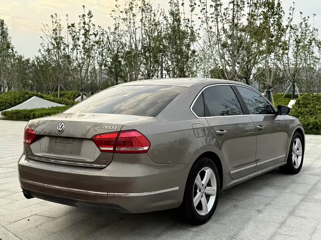Volkswagen Passat 2013