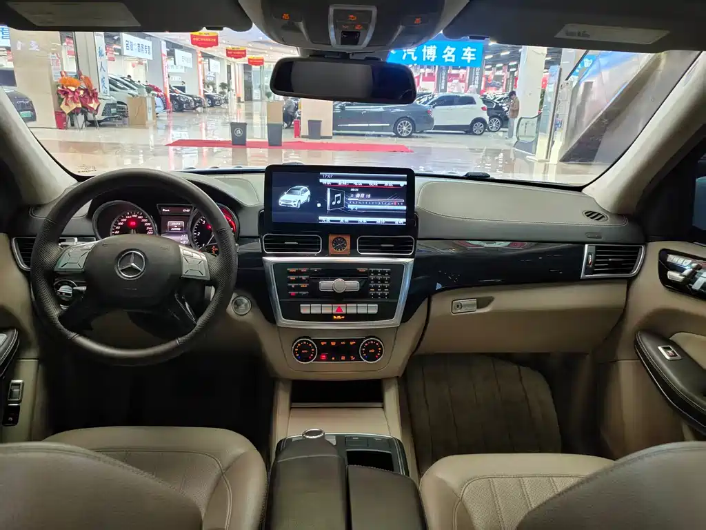 Mercedes-Benz GL-Class 2014 — фото 11