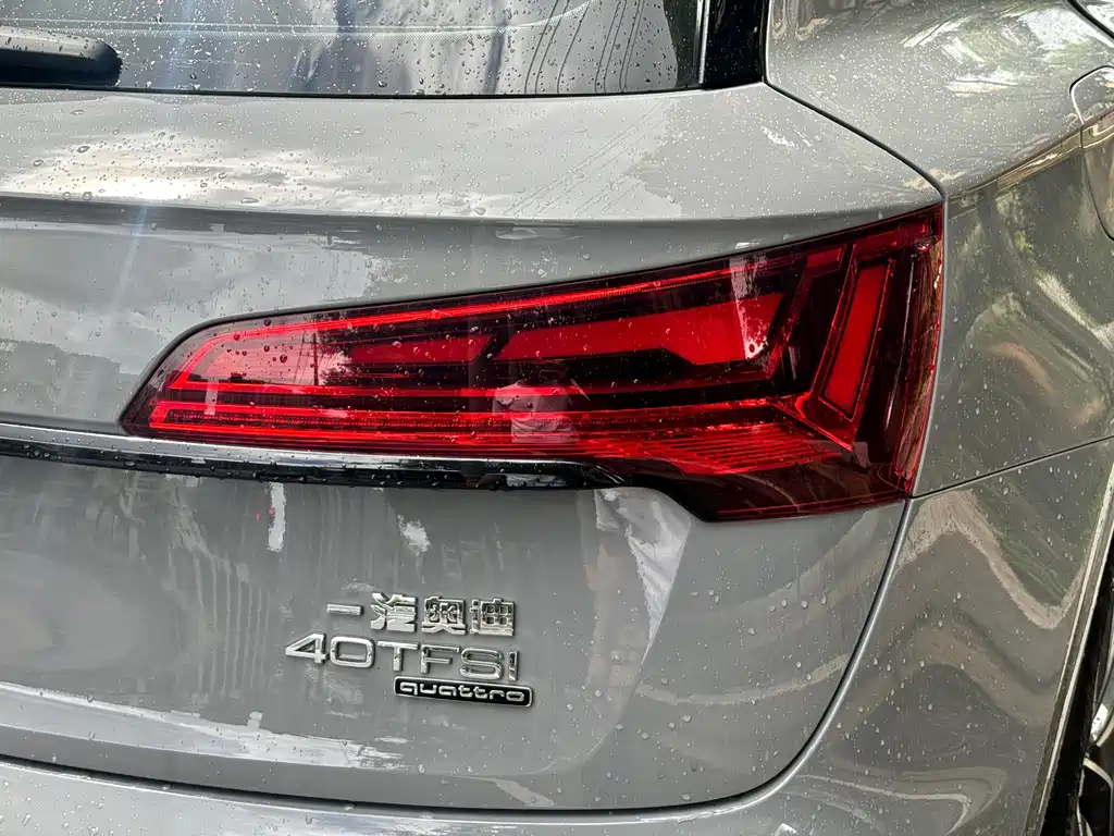 Audi Q5L 2025 — фото 20