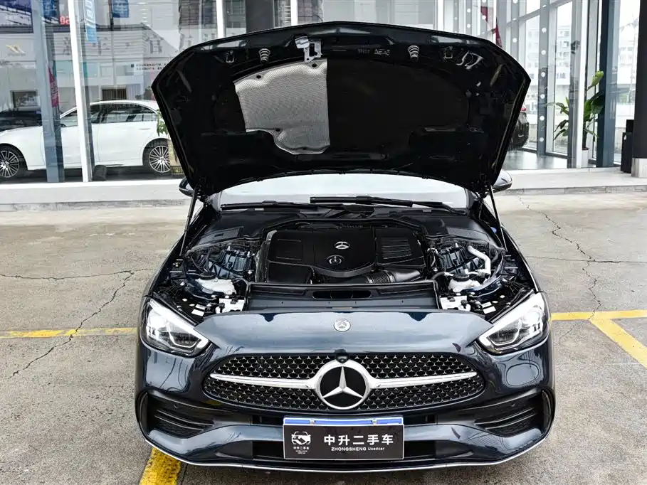 Mercedes-Benz C-Class 2024 — фото 10