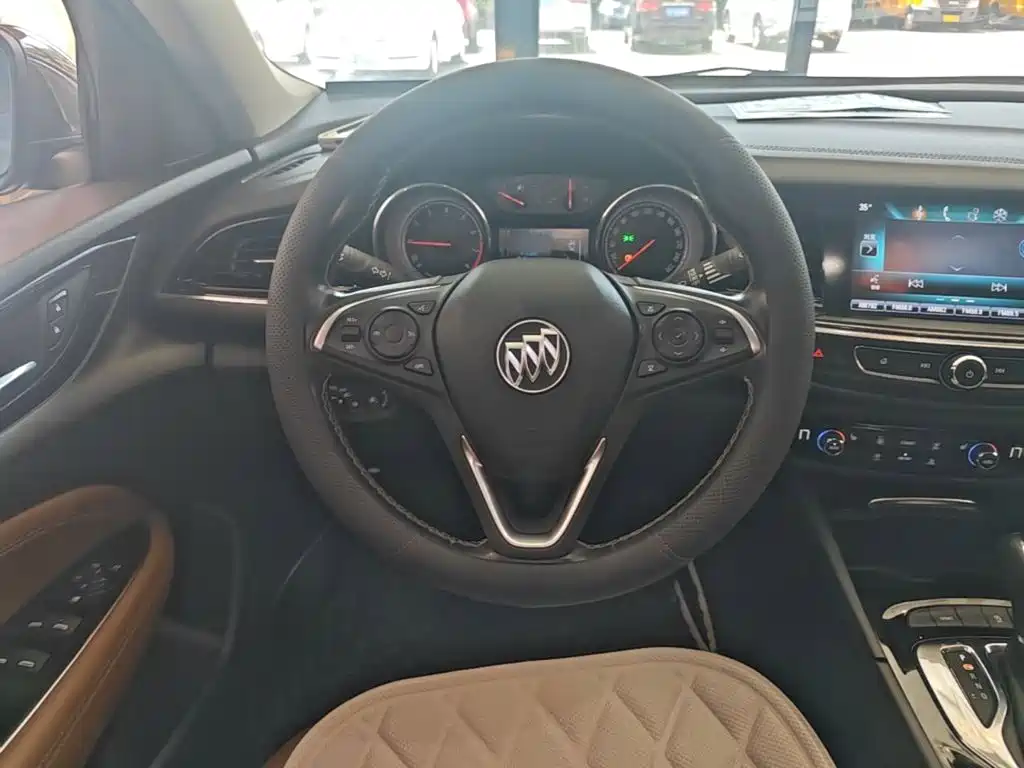 Buick Regal 2019 — фото 11