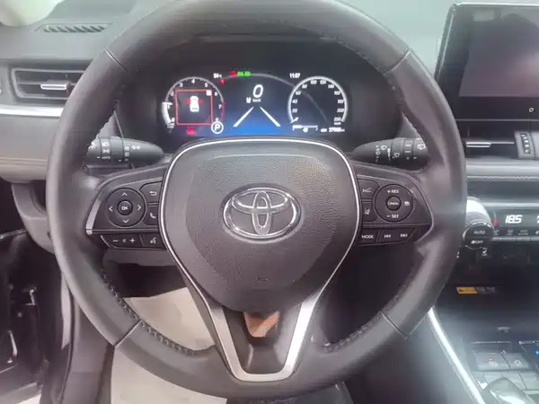 Toyota RAV4 2025
